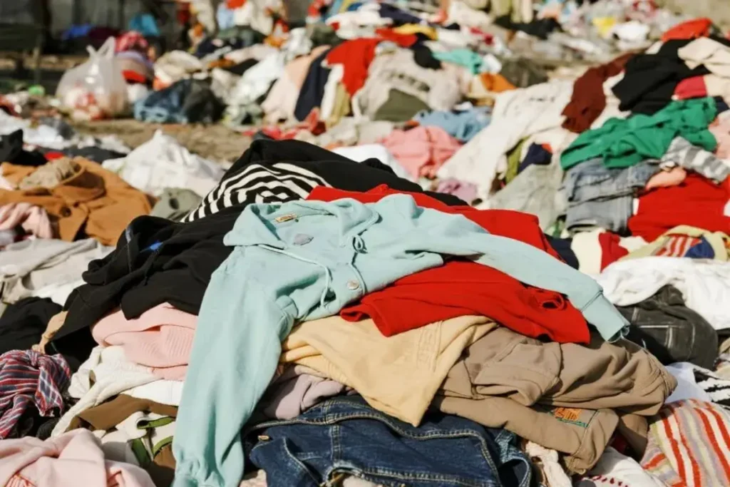 旧衣回收助力碳中和